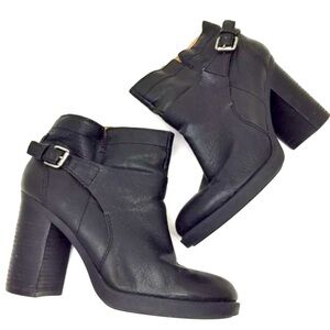 NINE WEST VINTAGE AMERICA $198 Black Pebbled Leather Block Heel Ankle Bootie 8.5